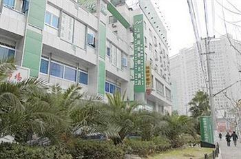 Huijing Holiday Hotel Shanghai Exterior photo